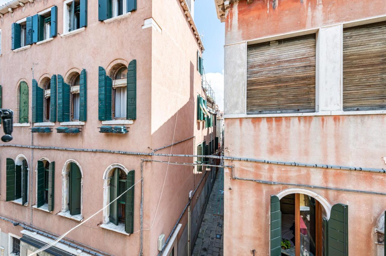Arsenale Duplex Apartment Венеция Экстерьер фото